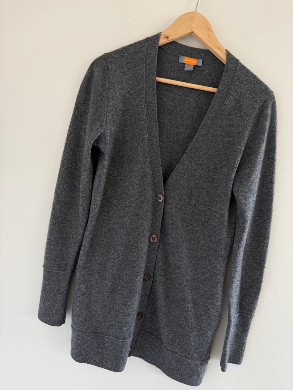 100% Cashmere Cardigan Womens Medium V Neck Classic Sweater Quiet Luxury Capsule